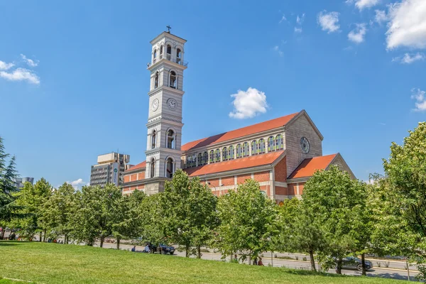 De kathedraal van Moeder Teresa in Pristina — Stockfoto