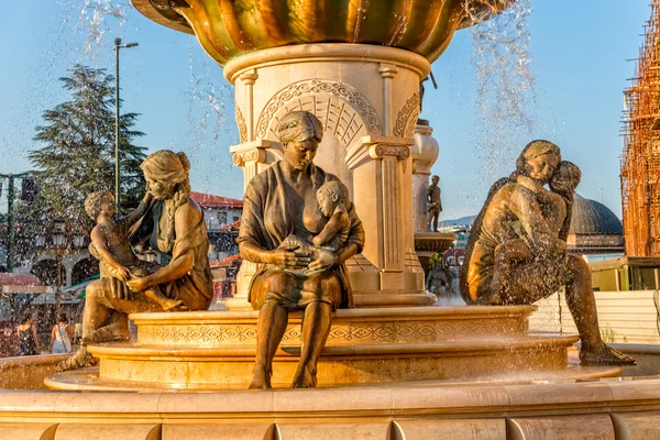 Fonte das Mães em Skopje — Fotografia de Stock