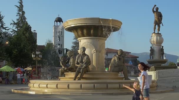 Fountain of the Mothers in Skopje — Stockvideo