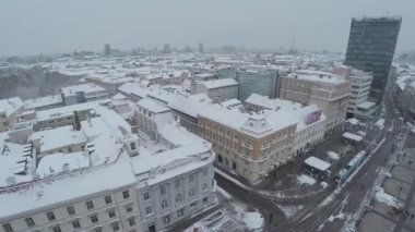 Zagreb - hava meydanında Jelacic yasağı