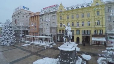 Ban Jelacic anıt Zagreb - hava