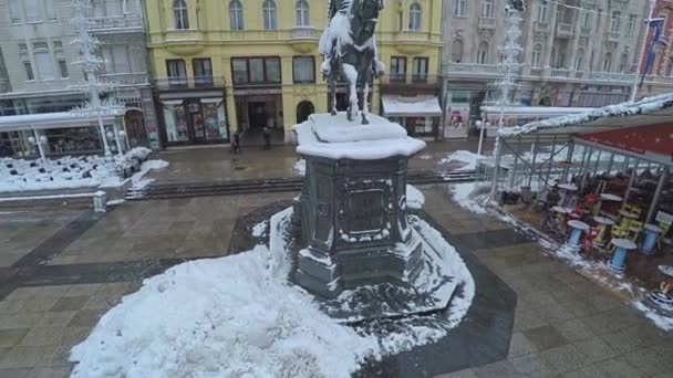 Ban Jelacic monument i Zagreb - antenn — Stockvideo