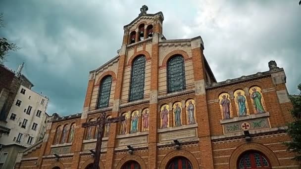 Igreja de Paris Santa Honra de Eylau — Vídeo de Stock