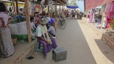 Dondurma satıcısı