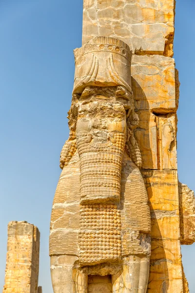 Persepolis Lamassu beelden — Stockfoto