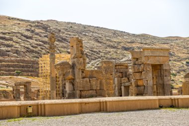 Persepolis duvar kalıntıları