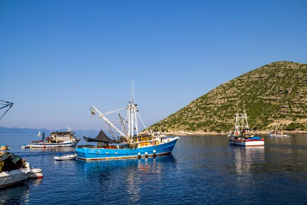 Blauwe vissersboot — Stockfoto