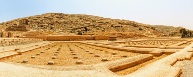 persepolis kalıntıları