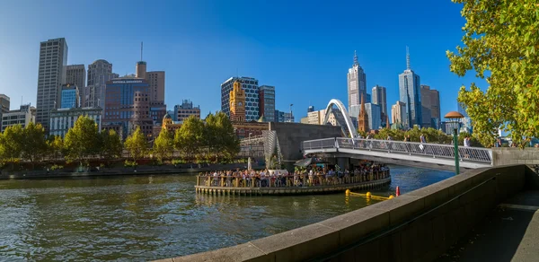 Melbourne southbank steg — Stockfoto
