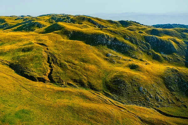 Karadağ dağlar, gündoğumu - hava — Stok fotoğraf