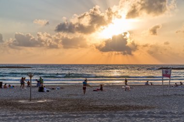 Tel Aviv beach günbatımı