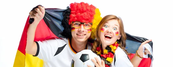 Pareja Entusiastas Aficionados Fútbol Deportivo Alemán Celebrando Victoria Sobre Fondo —  Fotos de Stock