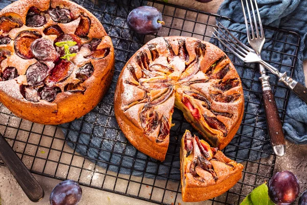 Top View Delicious Homemade Fruit Pies Plums — Stock Photo, Image