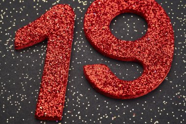 On dokuz kırmızı renk siyah bir arka plan üzerinde numara. Yıldönümü