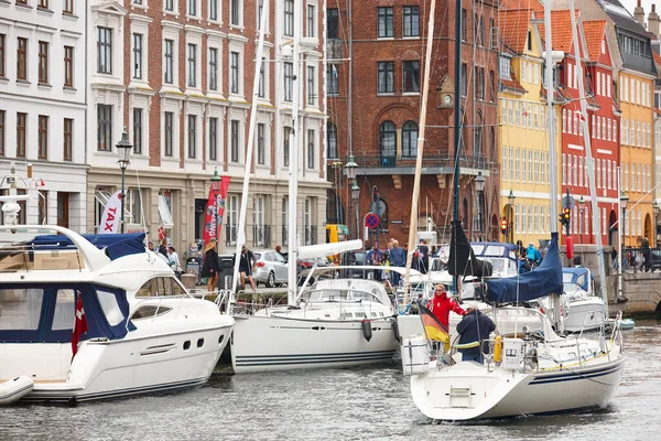 Fachadas Coloridas Tradicionales Yatches Los Canales Copenhague Países Bajos —  Fotos de Stock