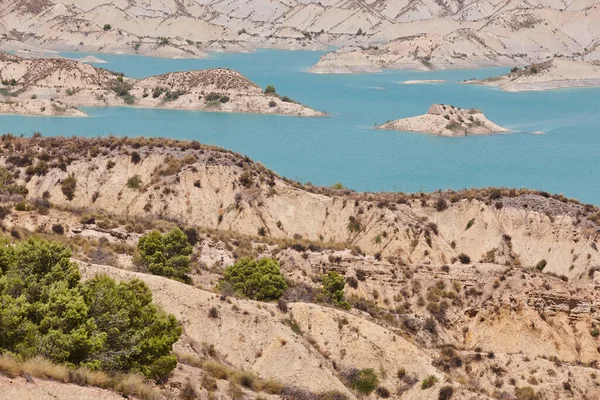 Badlands Landschaft Und Blaues Wasser Stausee Von Algeciras Murcia Spanien — Stockfoto