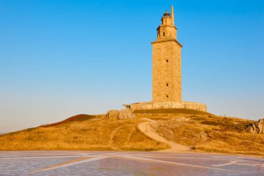 Herkül deniz feneri ve A Coruna, Galiçya 'daki pusula. İspanya