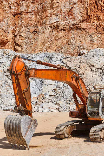 Excavadora Pesada Una Cantera Maquinaria Excavación Transportador Tierras —  Fotos de Stock