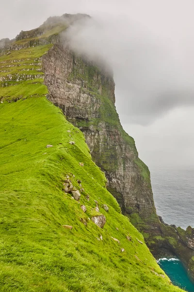 Ilhas Faroé Paisagem Com Clifs Costa Atlântica Mikladalur Kalsoy — Fotografia de Stock