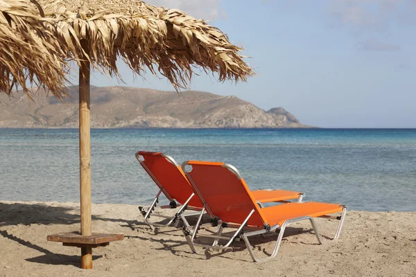 Praia Elafonisi em Creta. Água azul-turquesa. Grécia — Fotografia de Stock