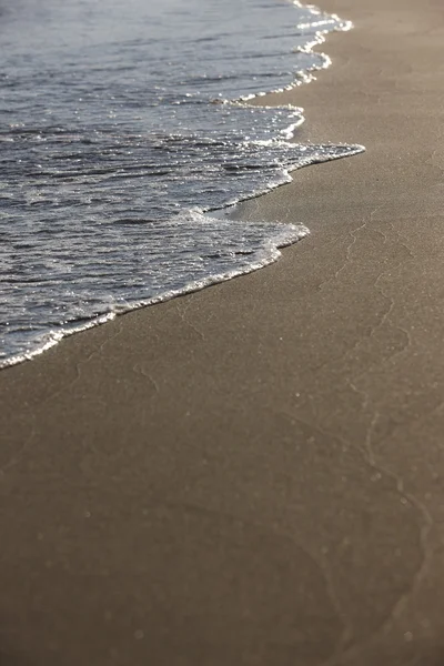 Sonnenuntergang am Mittelmeerstrand. Beton. Griechenland — Stockfoto