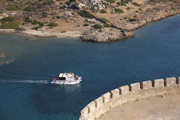 Blick von der Festung Spinalonga in Beton in der Nähe von elounda. Griechenland — Stockfoto