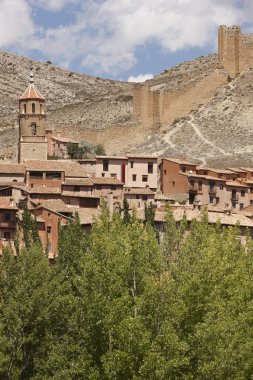 İspanya güzel bir kasaba. Katedral ve antik kale. Albar