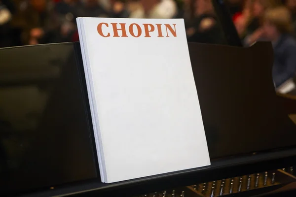 Chopin klasycznego partyturę z pianinem i tła — Zdjęcie stockowe