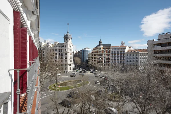 Madrid downtown with classical buildings with daylight — Stock Photo, Image