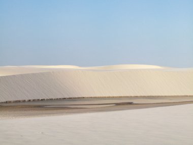 Dunes manzarada Lencois Maranhenses. Brezilya