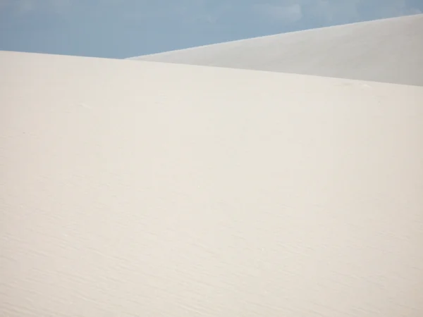 Wydmy krajobraz w Lencois Maranhenses. Brazylia — Zdjęcie stockowe