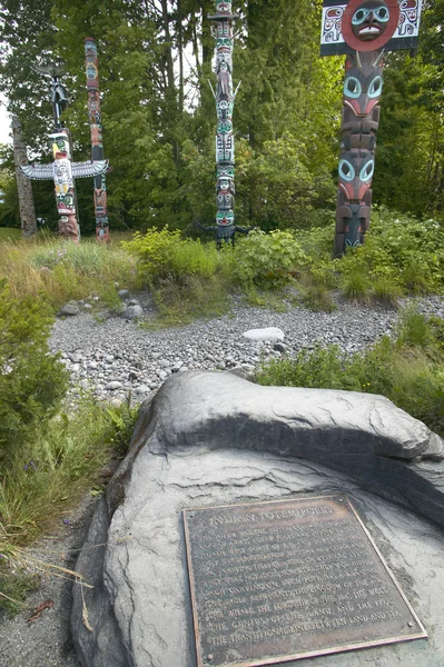 Indyjski totem Polaków w Vancouver. British Columbia. Kanada. — Zdjęcie stockowe