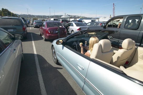 Čekárnu pro automobily v přístav. Vancouver. Kanada — Stock fotografie