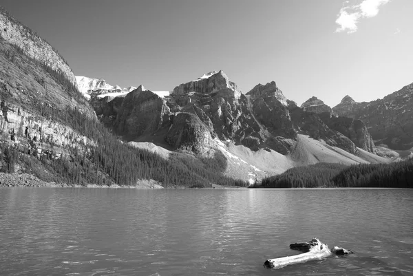 Moraine lake landskap. Alberta. Kanada — Stockfoto