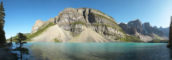 Moraine lake panoramavy. Alberta. Kanada — Stockfoto