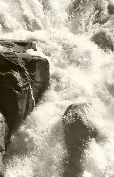 カナダの風景アサバスカを滝します。アルバータ州。カナダ — ストック写真