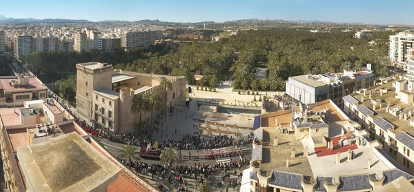 Vista panorâmica de Elche durante a Páscoa. Alicante. Espanha — Fotografia de Stock