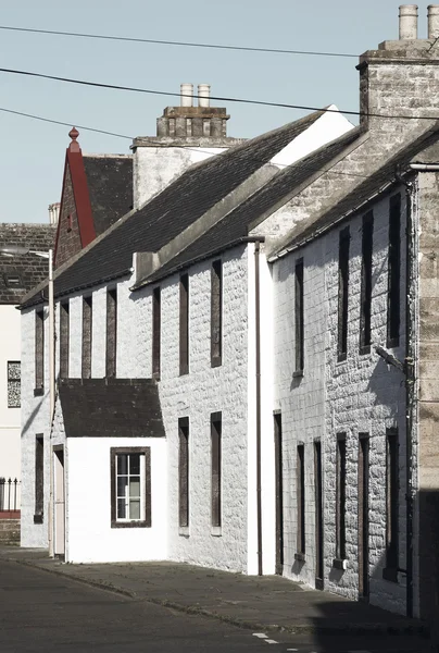 Weiße alte Fassaden in st margareth hope. orkney. Schottland — Stockfoto