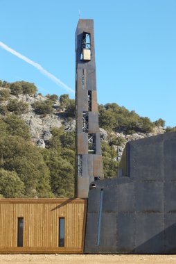 Modern ahşap ve metal Şapel. San Olav. Covarrubias. İspanya