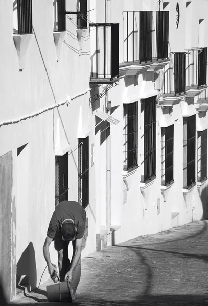 Worker in a traditional spanish rural village in Cadiz. Spain — Stock Photo, Image