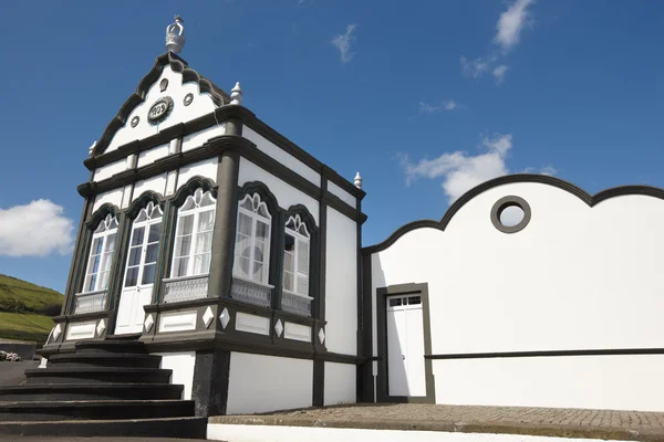 Traditionele Azoren kapel. Imperio Porto Martins. Terceira. P — Stockfoto