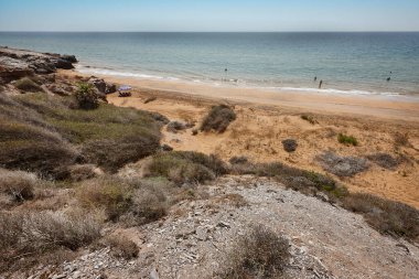 Murcia 'daki Akdeniz kıyısı. Calblanque doğal parkı, Negrete plajı. İspanya