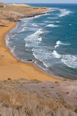 Murcia 'daki Akdeniz kıyısı. Calblanque doğal parkı, Calblanque plajı. İspanya
