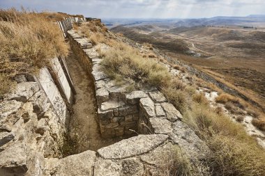Siper. İspanyol iç savaşı, Santa Quiteria tepesi. Tardienta, Huesca, İspanya