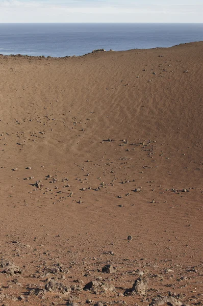 Azoren kustlijn vulkanische landschap in Faial eiland. Ponta dos C — Stockfoto