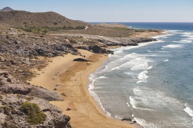 Murcia 'daki Akdeniz kıyısı. Calblanque doğal parkı, Calblanque plajı. İspanya
