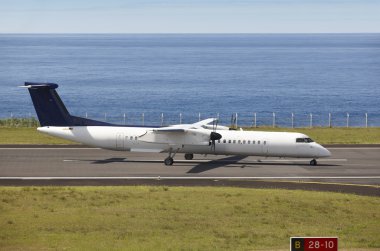 Okyanusu yakın havaalanı kaçak uçakta geldi