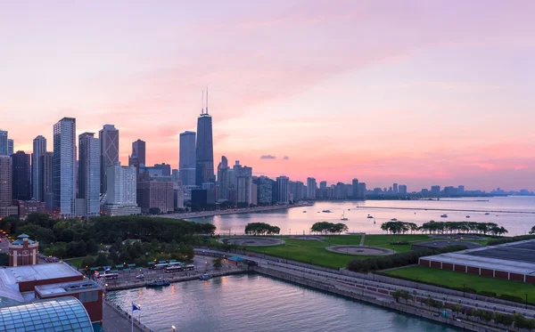 Panoramę Chicago podczas zachodu słońca — Zdjęcie stockowe