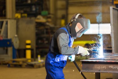 Çelik İnşaat işçisi metal parçalar kaynak