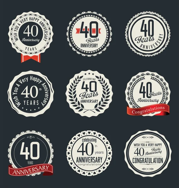 Insignes rétro anniversaire et collection d'étiquettes — Image vectorielle